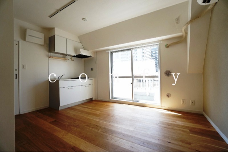 居室・リビング　明るいお部屋です