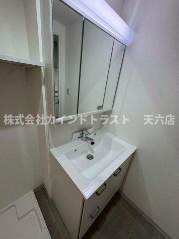 洗面設備　忙しい朝には欠かせない洗面所です