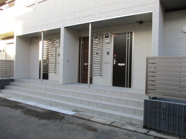 エントランス　物件入り口