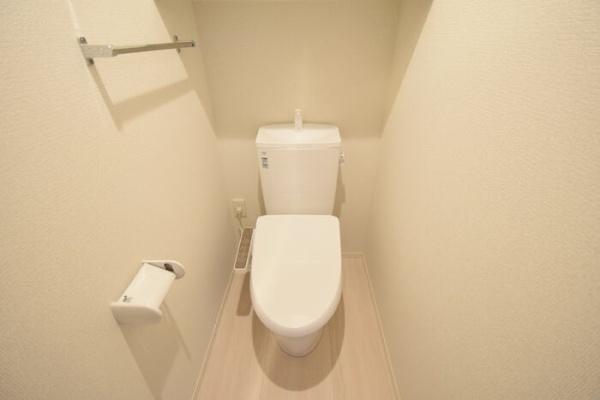 トイレ　※同物件内の別のお部屋の室内写真