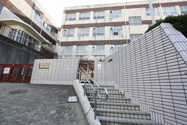 小学校　星ヶ丘小学校（小学校）まで640m