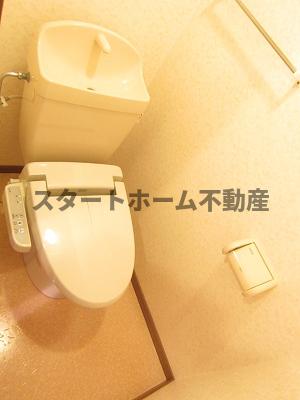 トイレ　コンパクトで使いやすいトイレです