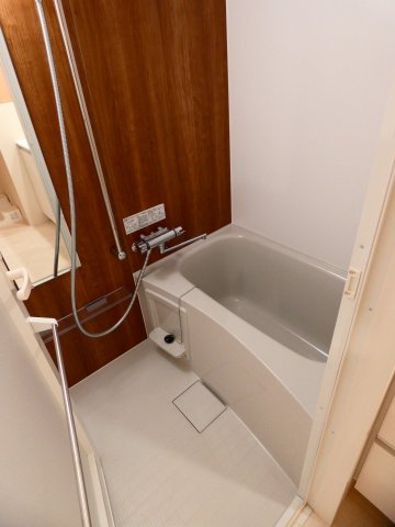 バス・シャワールーム　バス※別部屋参考写真