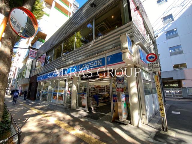 コンビニ　ローソン杉並区役所前店（コンビニ）まで113m