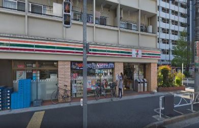 コンビニ　セブンイレブン墨田八広北店（コンビニ）まで50m