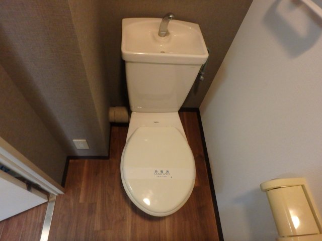 トイレ　コンパクトで使いやすいトイレです