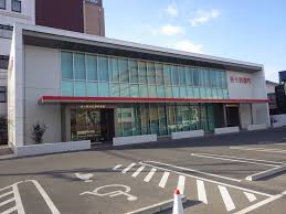 銀行　百十四銀行栗林支店（銀行）まで264m