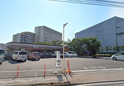 コンビニ　セブンイレブン 戸田上戸田1丁目店（コンビニ）まで539m