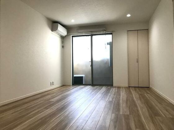 居室・リビング　※別部屋参考写真