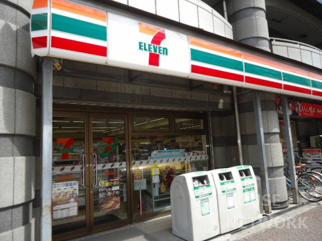 コンビニ　セブンイレブン京都烏丸高辻店（コンビニ）まで279m