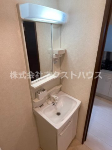 洗面設備　別部屋参考写真です