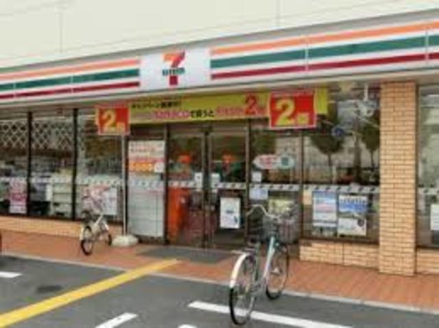 コンビニ　セブンイレブン大阪長居1丁目店（コンビニ）まで378m
