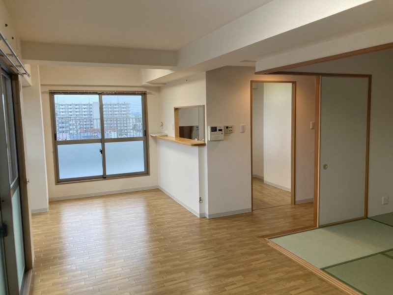 居室・リビング　同物件別部屋画像