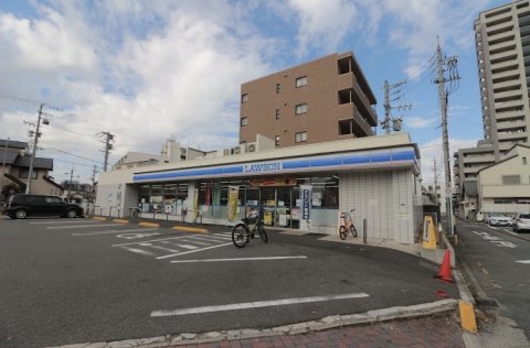 その他　ローソン東区芳野三丁目店（その他）まで293m