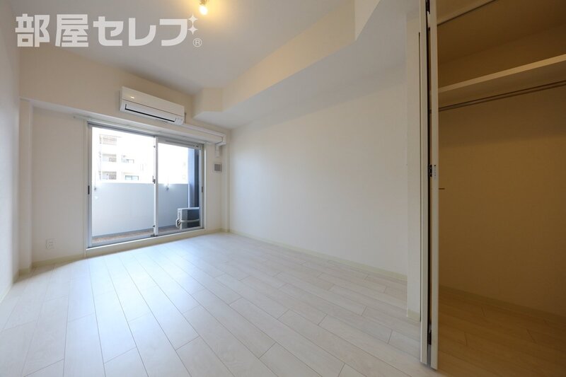 アドバンス名古屋モクシー (旧 ADVANCE NAGOYA MOXIの居間写真