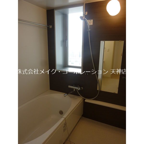 バス・シャワールーム　別部屋参考写真