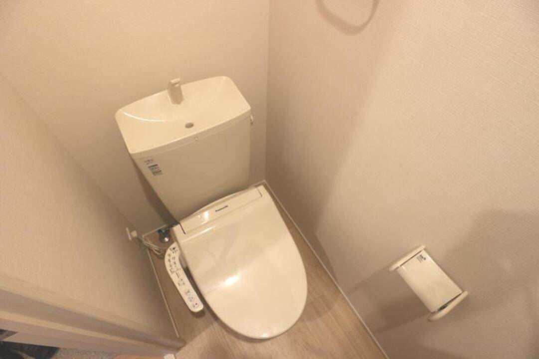 トイレ　トイレ