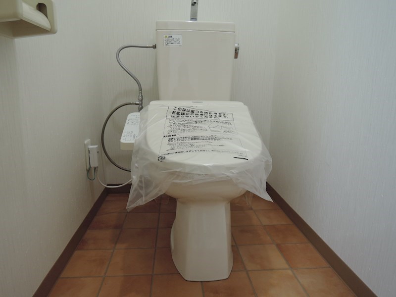 トイレ　トイレにはウォシュレット便座で快適！