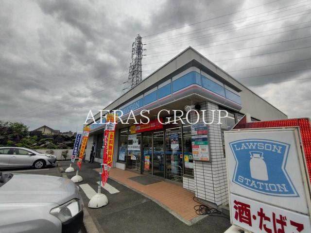 コンビニ　ローソン 厚木温水店（コンビニ）まで595m