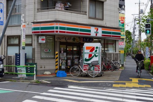 コンビニ　セブンイレブン 西新小岩店（コンビニ）まで520m