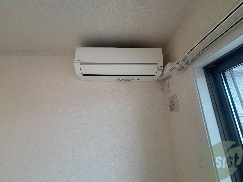 その他設備　リビングにエアコンが付いているため部屋の温度の調節が可能です