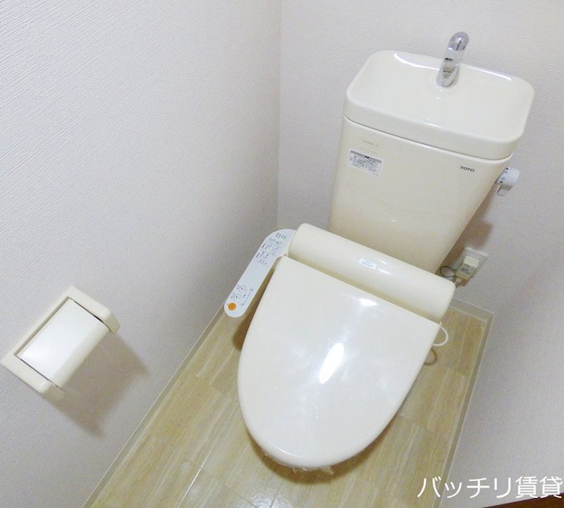 トイレ　※同マンション別部屋写真の為、現状優先。