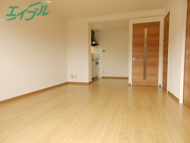 居室・リビング　別部屋参考写真