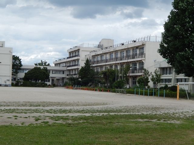 小学校　豊野小学校（小学校）まで156m