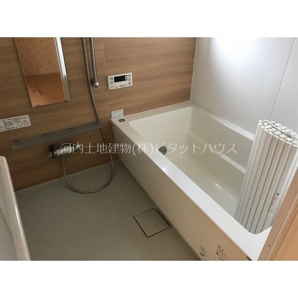 バス・シャワールーム　風呂
