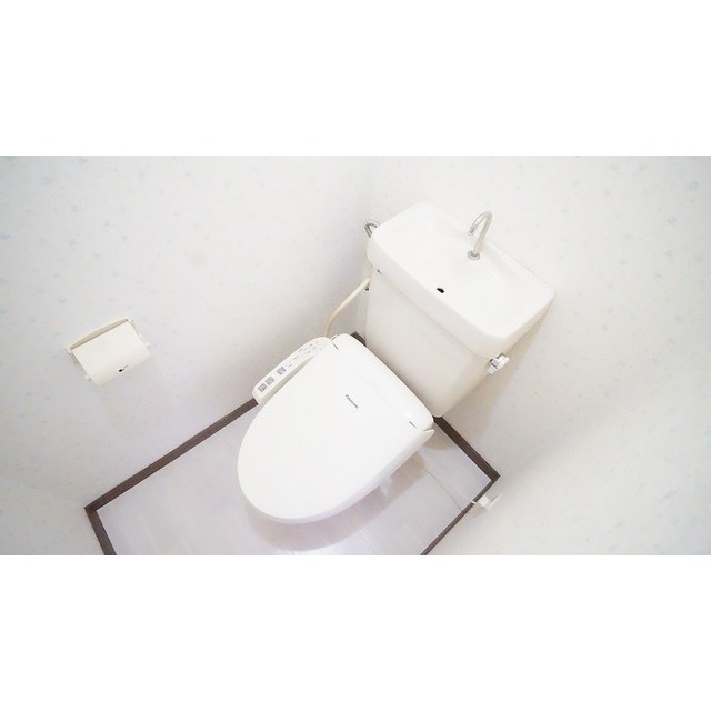 トイレ　シャワー付きトイレ