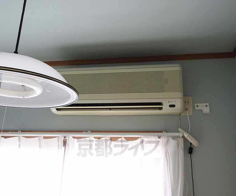 その他設備　エアコン付・
