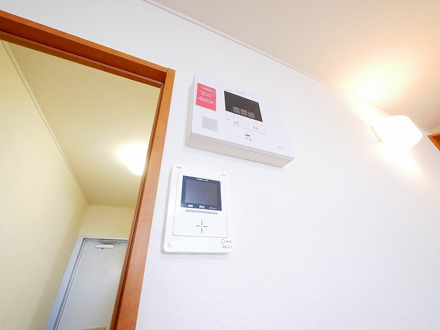 セキュリティ　嬉しいTVモニターホンがございます。
