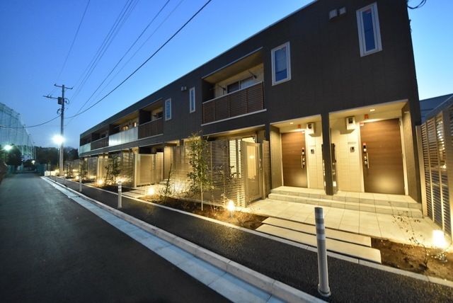 建物外観　ライトアップ