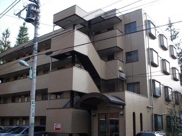 エントランス　★南向き★