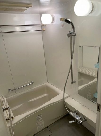 バス・シャワールーム　写真は同タイプ住居です。