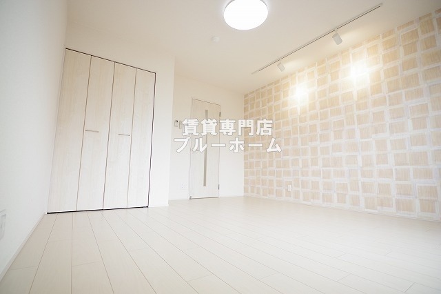 その他部屋・スペース　別角度からの洋室！