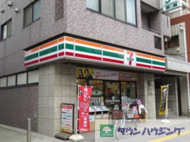 コンビニ　セブンイレブン北区王子2丁目店（コンビニ）まで70m