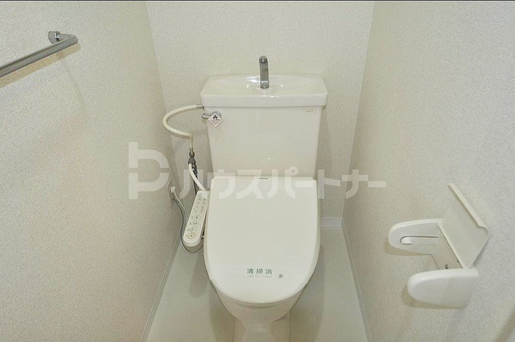 ライオンズタワー谷塚のトイレ写真