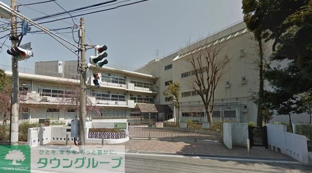 小学校　★★北方小学校（小学校）まで740m