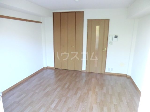 ドルチェヴィータの居間写真