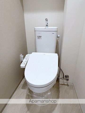 地下鉄谷町線 谷町四丁目駅 徒歩6分 15階建 築3年のトイレ写真