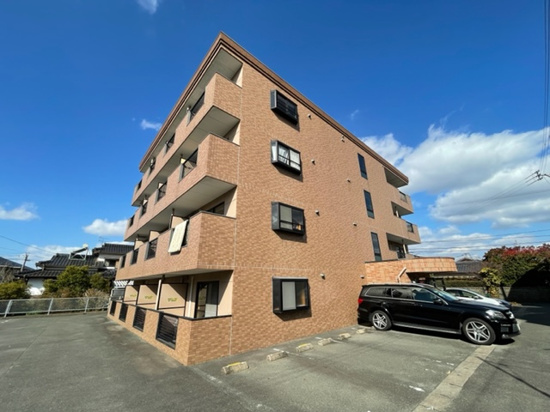 建物外観　外観は落ち着いています