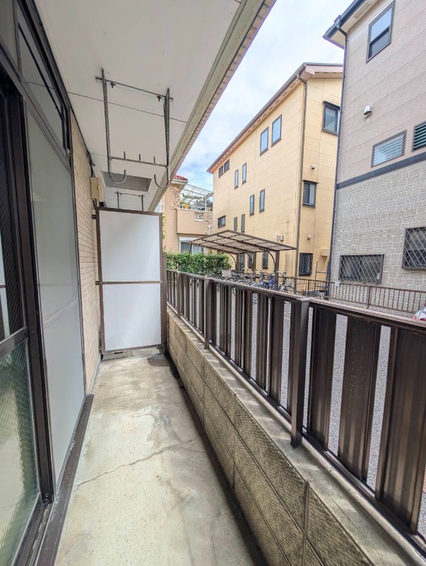バルコニー　※他の号室写真になります。