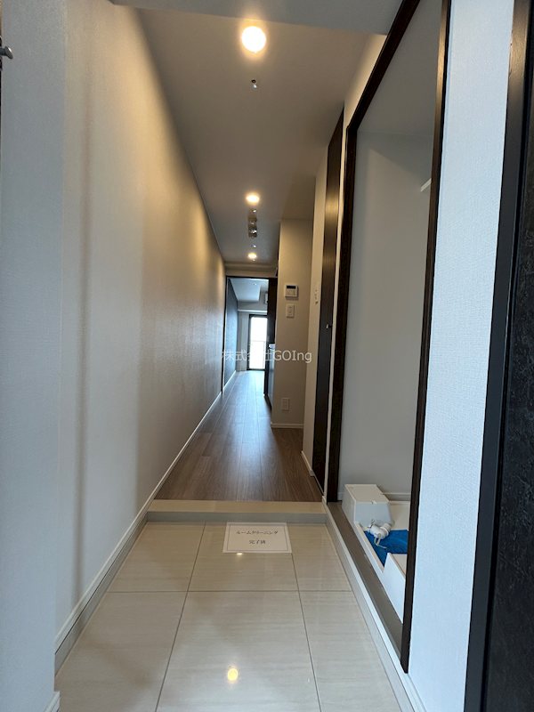 玄関　他の部屋の写真を参考にしています