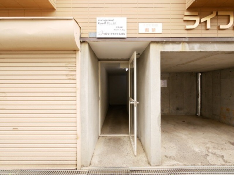 エントランス