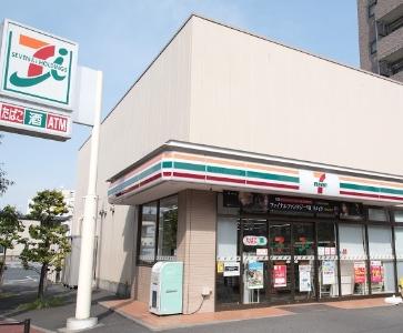コンビニ　セブンイレブン 板橋東新町若木通り店（コンビニ）まで88m