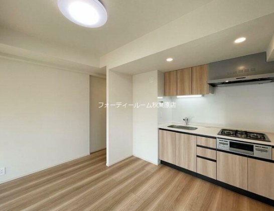 居室・リビング　★《見学予約受付中》こちらのお部屋は仲介手数料無料です★
