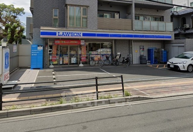 コンビニ　ローソン　吹田豊津中学校前店（コンビニ）まで195m