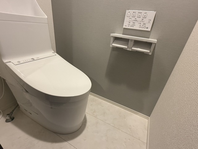 トイレ　別号室参考写真