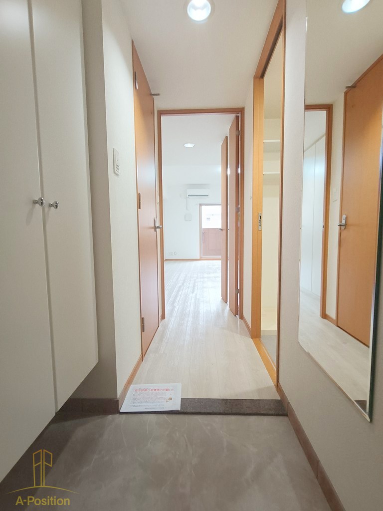 CITY SPIRE難波WESTの玄関写真